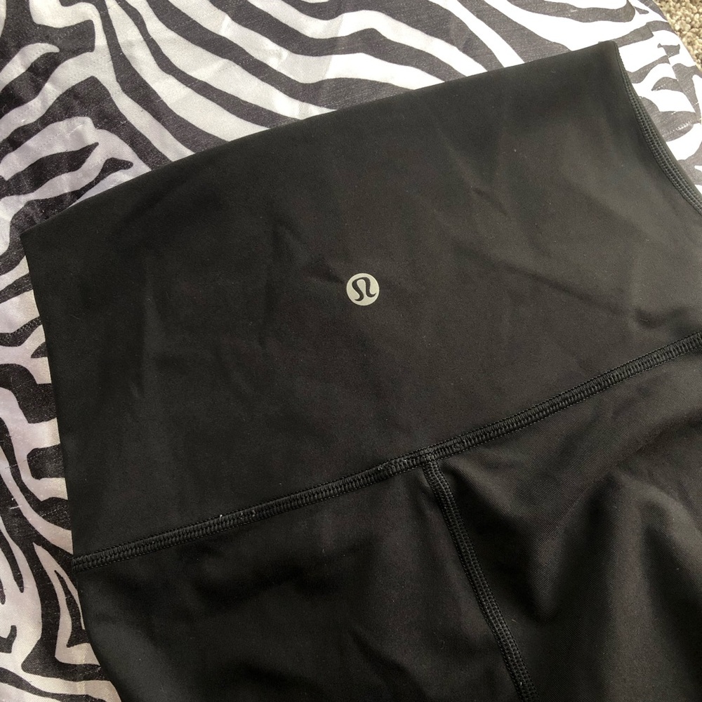 Lululemon Leggings (size 4)
